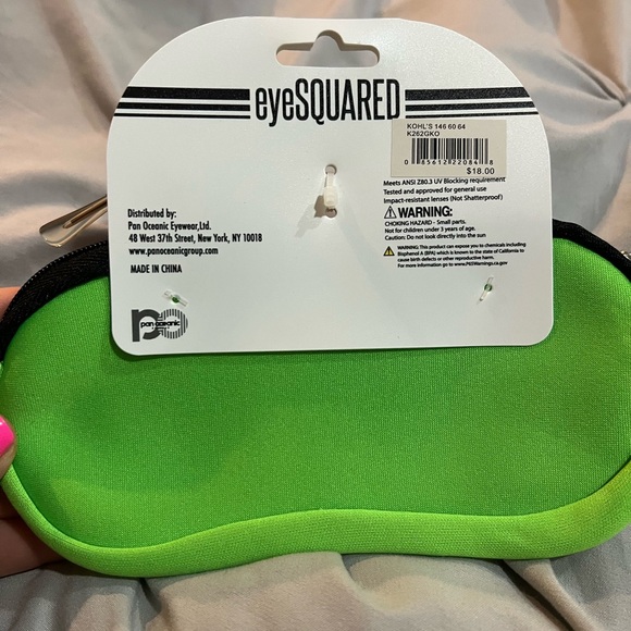 Eyesquared toddler sunglasses with case - Picture 4 of 4